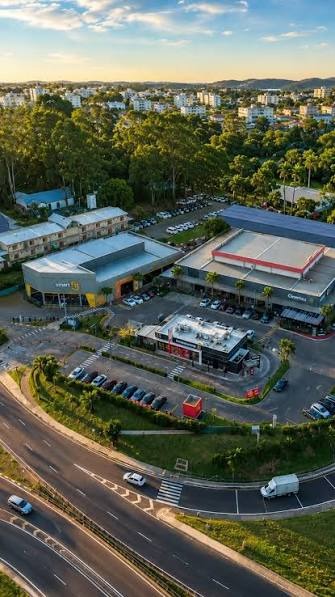Villa Verde Open Mall